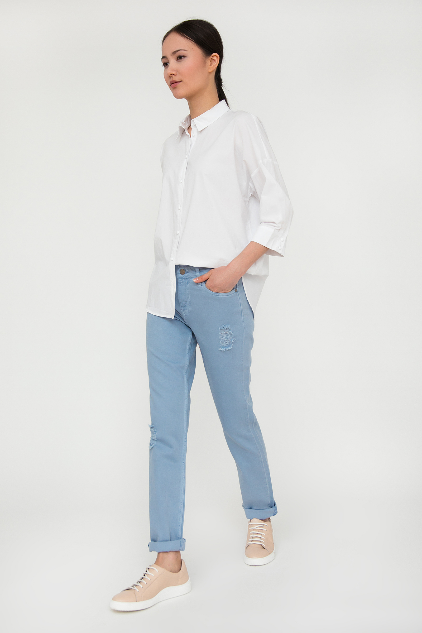Брюки женские (джинсы) Finn-Flare белый S20-15024 